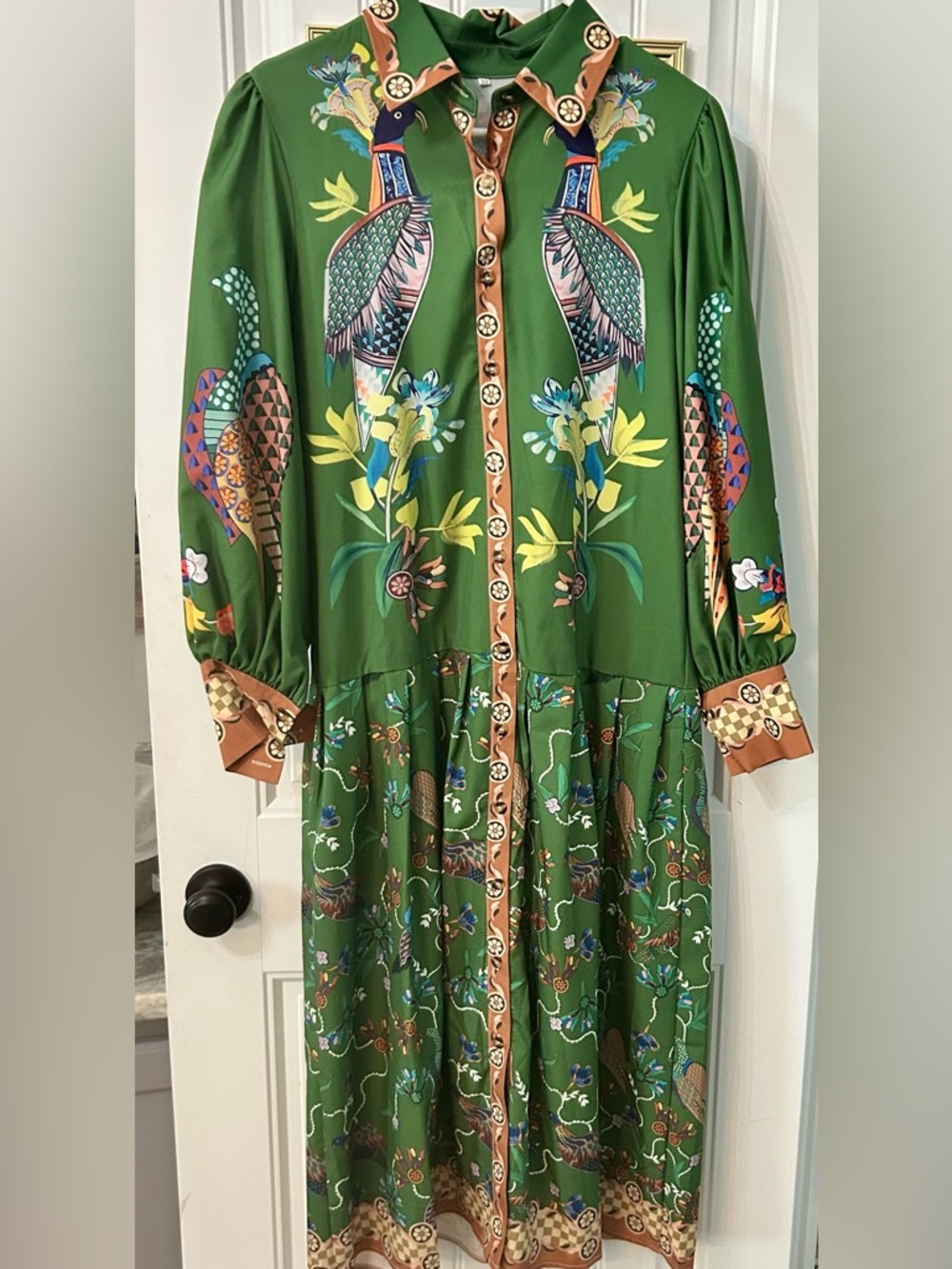 Green Floral & Bird Print Button-Front Maxi Dress